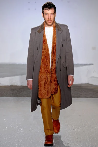 Look 8